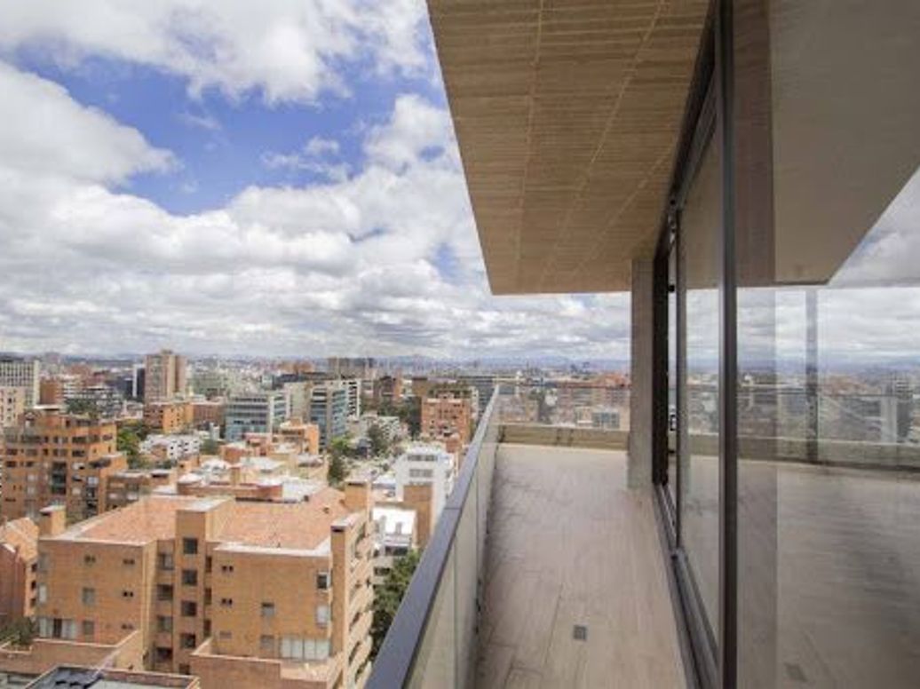 Apartamento de 3 alcobas en venta en La Cabrera, Bogotá, 242 m² · foto 8 de 20