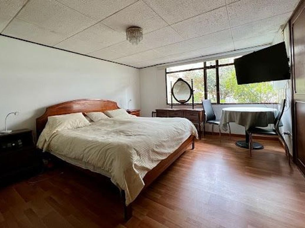 Casa de 5 alcobas en venta en Santa Barbara Alta, Bogotá, 425 m² · foto 18 de 20