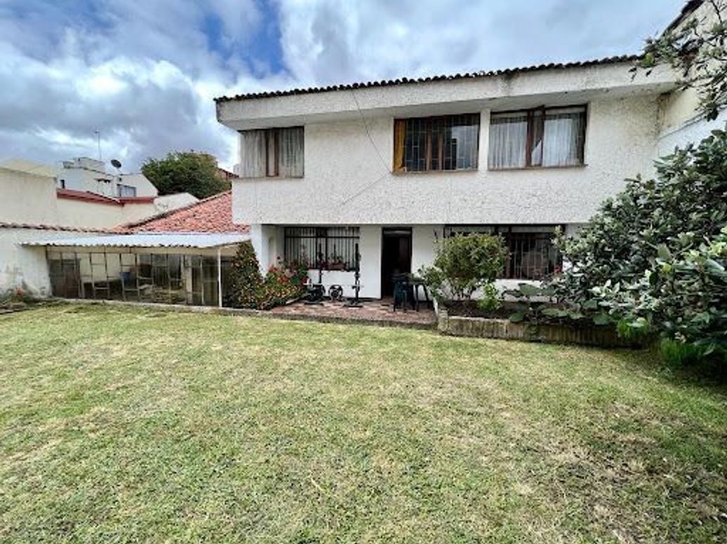 Casa de 5 alcobas en venta en Santa Barbara Alta, Bogotá, 425 m² · foto 4 de 20