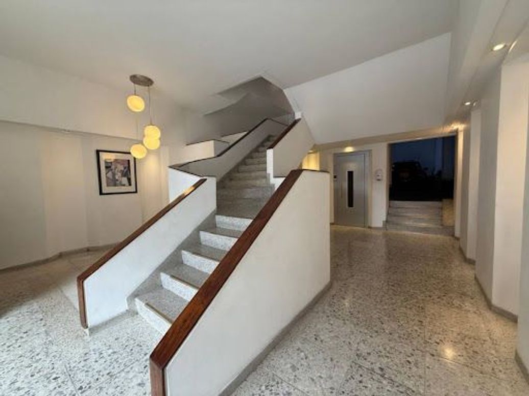 Apartamento de 3 alcobas en venta en Los Rosales, Bogotá, 170 m² · foto 19 de 20