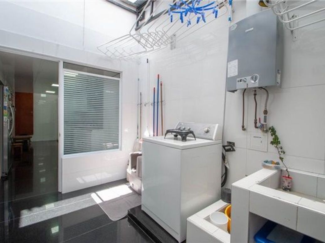 Casa de 3 alcobas en venta en Santa Ana Occidental, Bogotá, 220 m² · foto 13 de 20