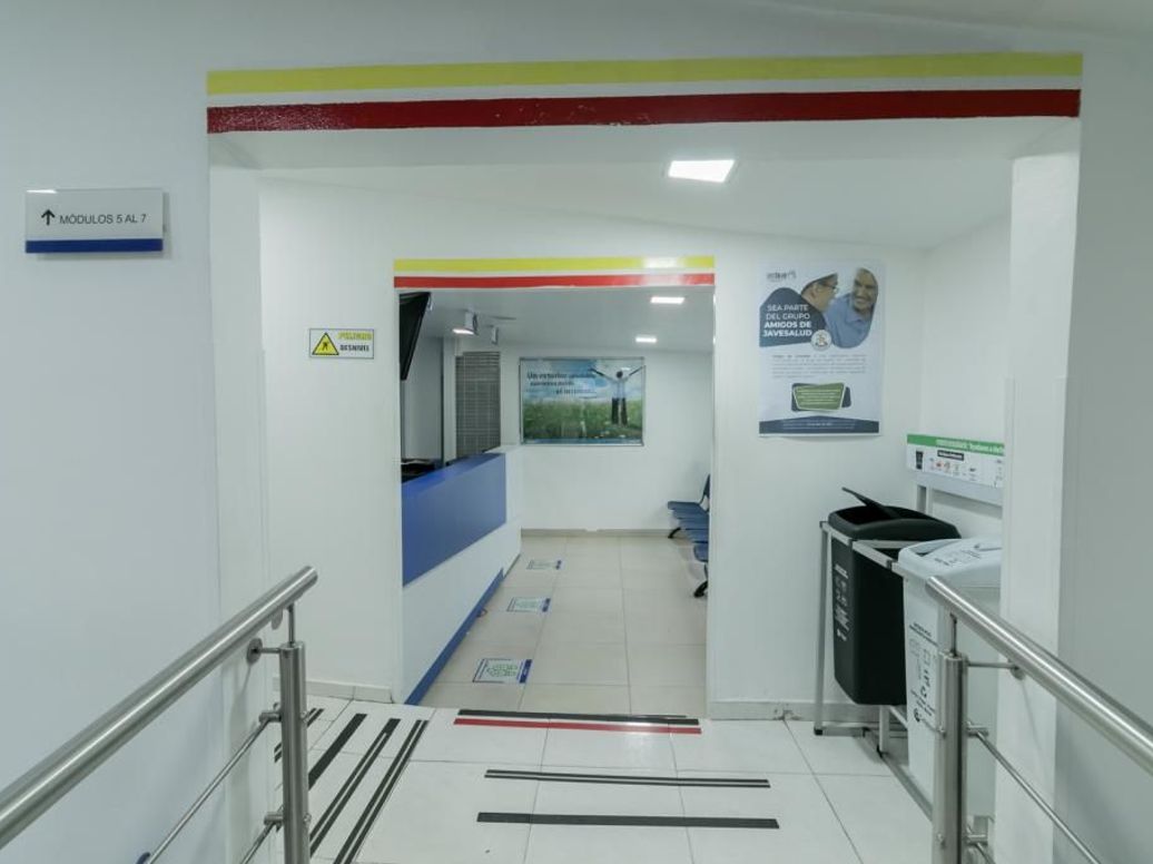 Casa de 15 alcobas en venta en La Calleja, Bogotá, 680 m² · foto 10 de 20