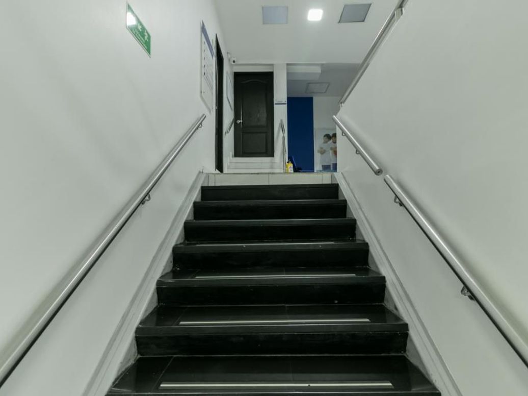 Casa de 15 alcobas en venta en La Calleja, Bogotá, 680 m² · foto 16 de 20