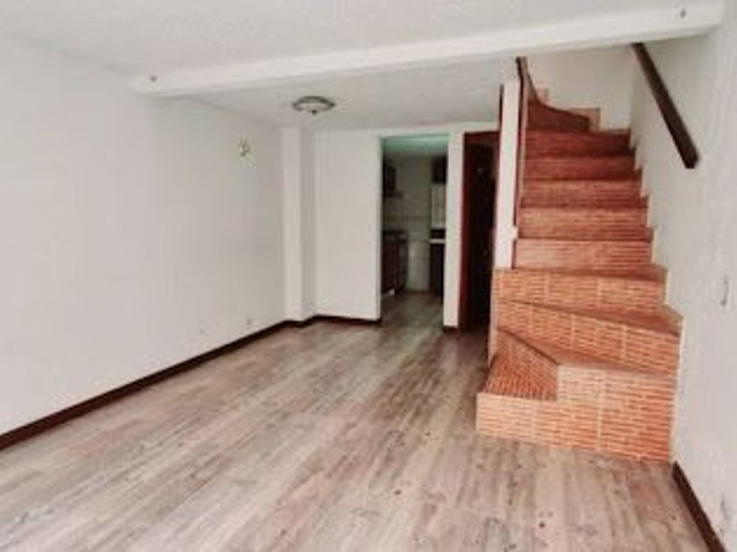 Casa de 4 alcobas en venta en Los Pinos Florencia, Bogotá, 70 m² · foto 2 de 14