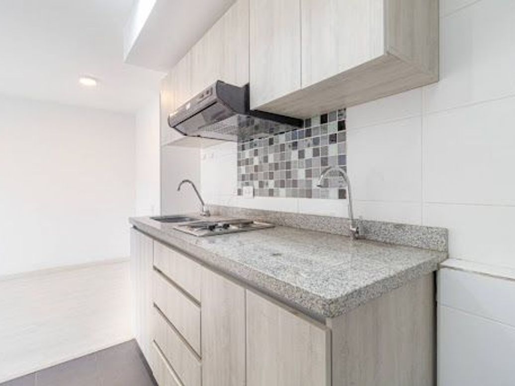 Apartamento de 1 alcoba en venta en La Granja Norte, Bogotá, 37 m² · foto 6 de 20