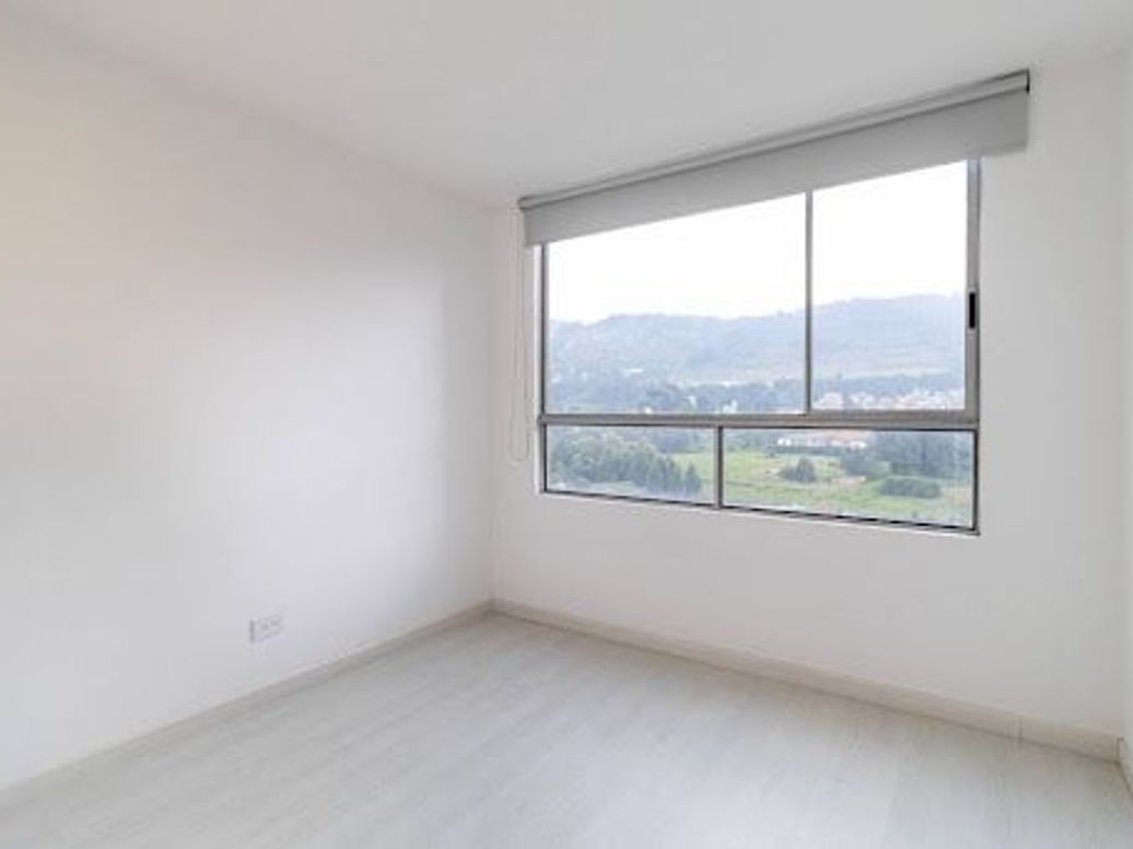 Apartamento de 1 alcoba en venta en La Granja Norte, Bogotá, 37 m² · foto 12 de 20