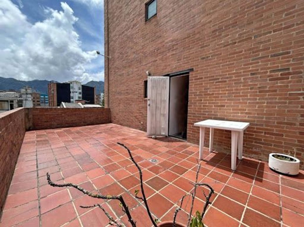 Apartamento de 2 alcobas en venta en Campin, Bogotá, 84 m² · foto 14 de 16