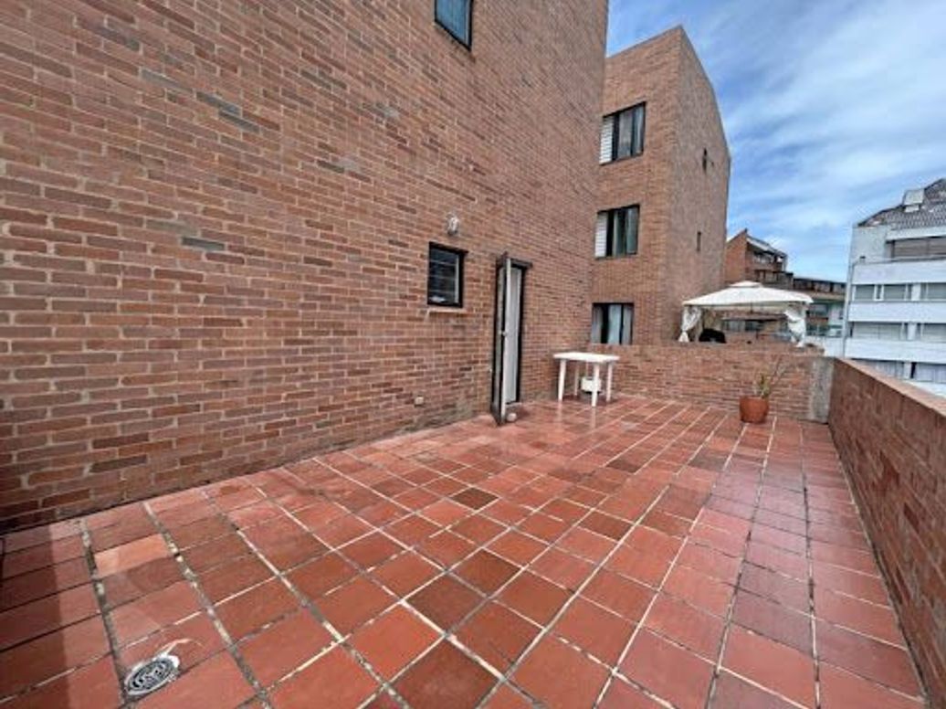 Apartamento de 2 alcobas en venta en Campin, Bogotá, 84 m² · foto 13 de 16
