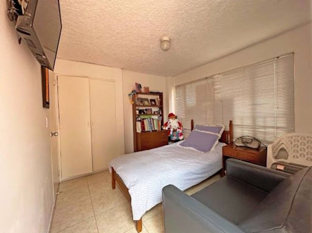 Apartamento de 2 alcobas en venta en Campin, Bogotá, 84 m² · foto 9 de 16
