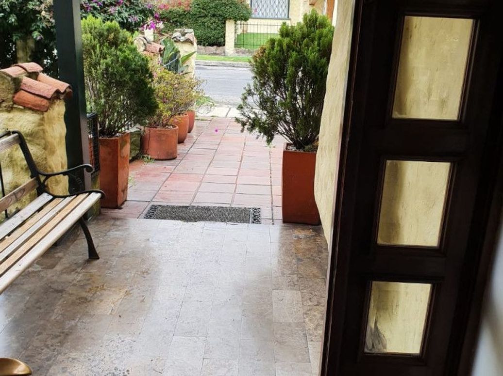 Casa de 4 alcobas en venta en San José Del Prado, Bogotá, 300 m² · foto 5 de 20