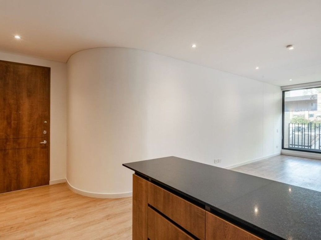 Apartamento de 2 alcobas en venta en Puente Largo, Bogotá, 95 m² · foto 2 de 20