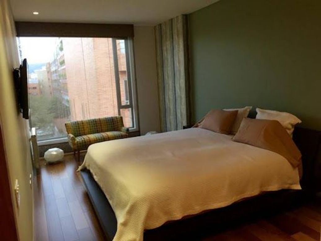 Apartamento de 3 alcobas en venta en Chicó Reservado, Bogotá, 340 m² · foto 10 de 16