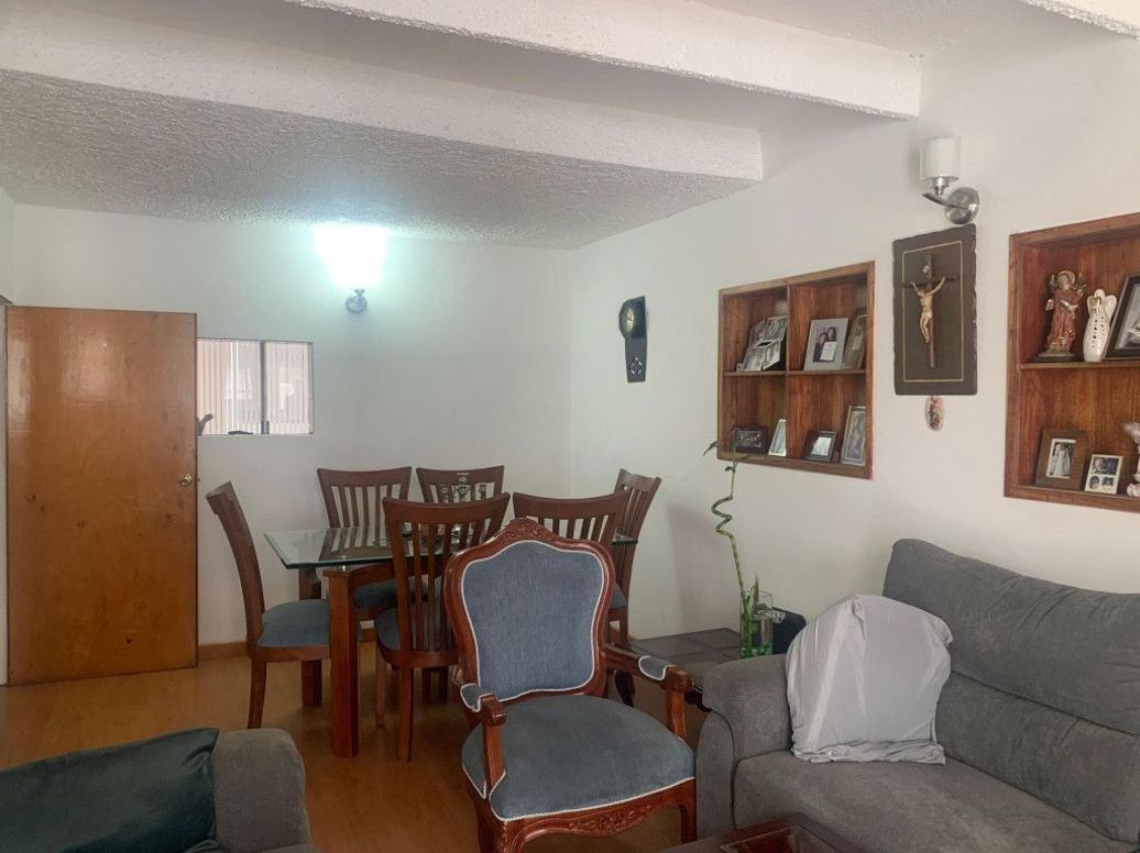 Casa de 4 alcobas en venta en La Estrada, Bogotá, 240 m² · foto 8 de 20
