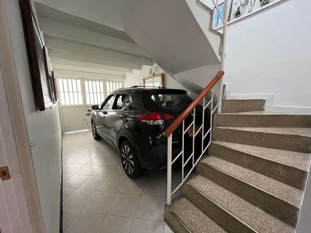 Casa de 4 alcobas en venta en La Estrada, Bogotá, 240 m² · foto 4 de 20