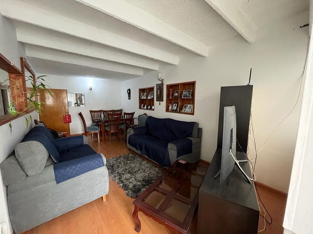 Casa de 4 alcobas en venta en La Estrada, Bogotá, 240 m² · foto 12 de 20