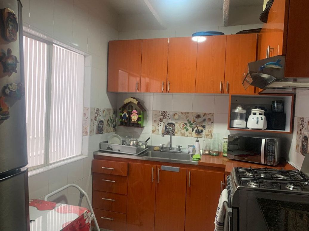 Casa de 4 alcobas en venta en La Estrada, Bogotá, 240 m² · foto 9 de 20