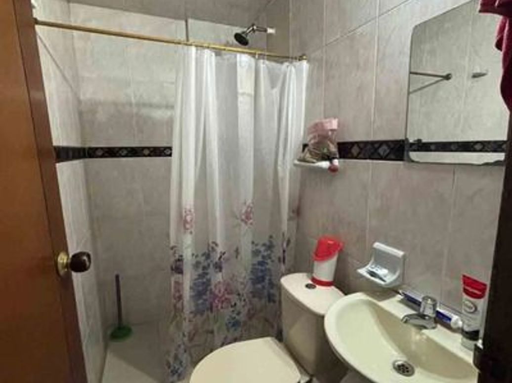 Casa de 10 alcobas en venta en Verbenal, Bogotá, 332 m² · foto 7 de 15