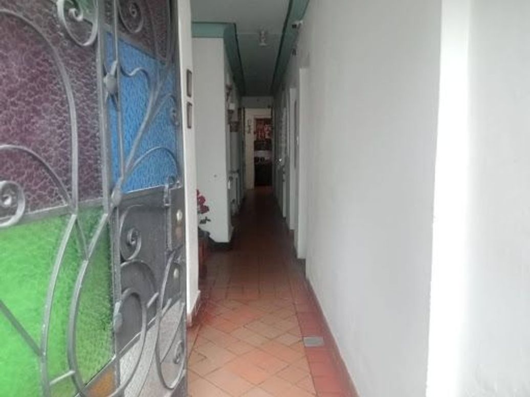 Casa de 20 alcobas en venta en Teusaquillo, Bogotá, 432 m² · foto 2 de 20