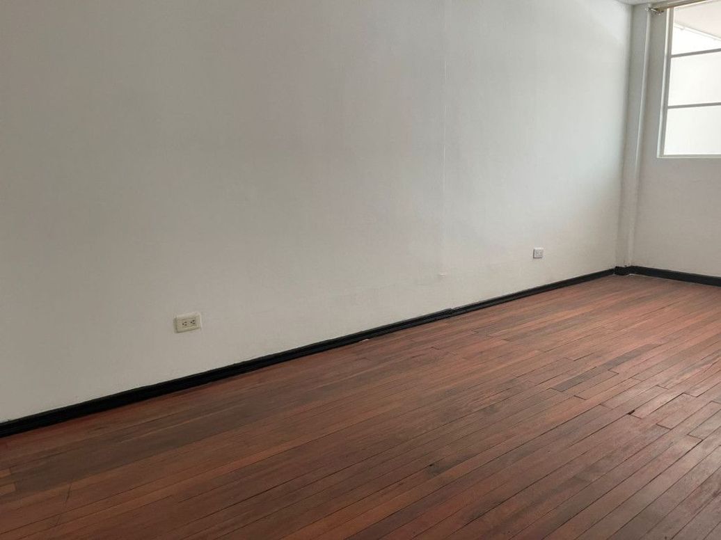 Casa de 8 alcobas en venta en San Jose, Bogotá, 499 m² · foto 19 de 20