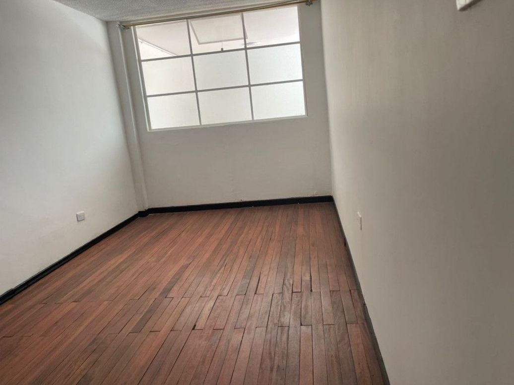 Casa de 8 alcobas en venta en San Jose, Bogotá, 499 m² · foto 17 de 20