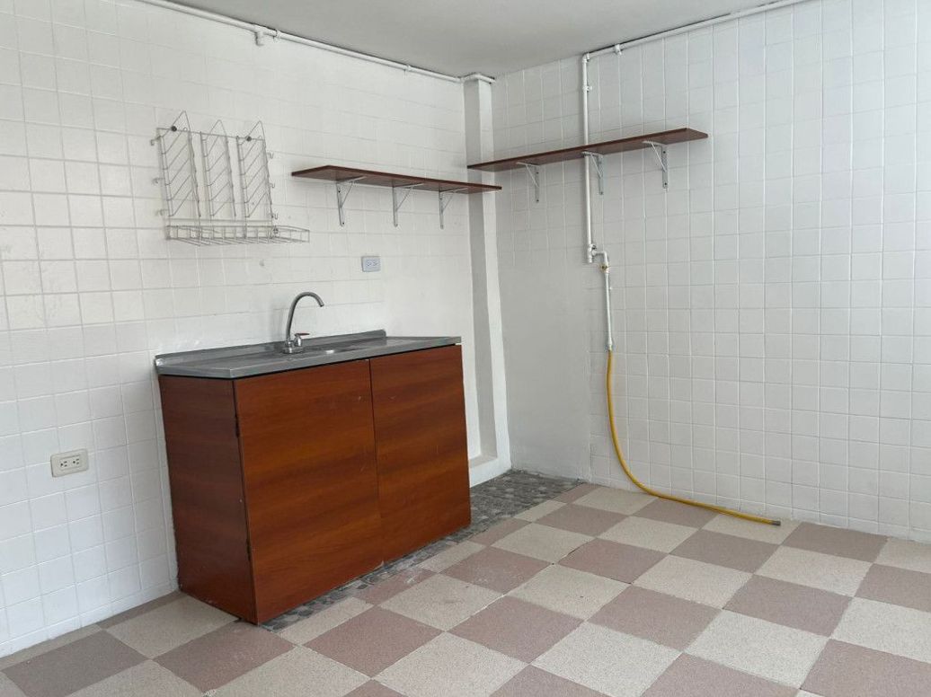 Casa de 8 alcobas en venta en San Jose, Bogotá, 499 m² · foto 13 de 20