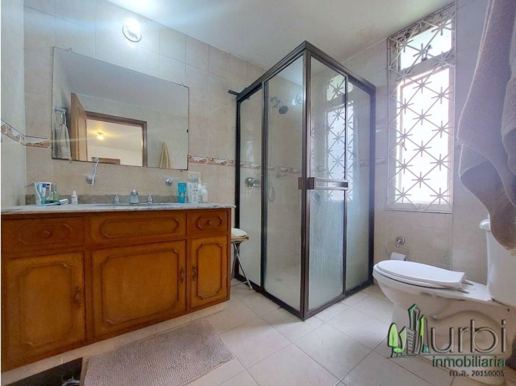 Apartamento de 2 alcobas en venta en Chico, Bogotá, 125 m² · foto 17 de 20