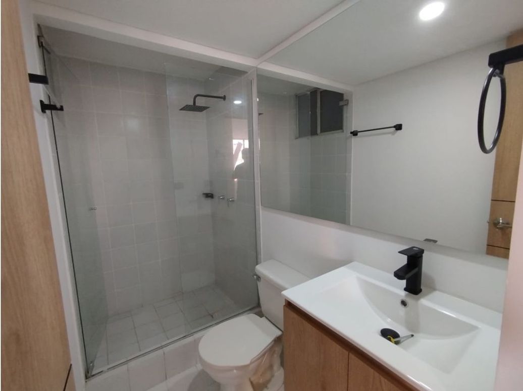 Apartamento de 3 alcobas en venta en Terminal De Transportes, Bogotá, 68 m² · foto 7 de 9