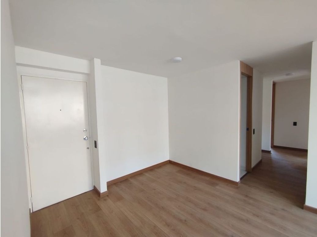 Apartamento de 3 alcobas en venta en Terminal De Transportes, Bogotá, 68 m² · foto 8 de 9