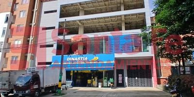 LA PROPIEDAD CUENTA CON 1 NIVEL, 1 BALCON, SALA COMEDOR, 2 CLOSET, COCINA INTEGRAL, PISO EN PORCELANATO, GAS X PIPETA, BAÑOS CABINADOS EN VIDRIO TEMPLADO, ESPEJO, GABINETE, CALENTADOR A GAS, LAVATRAPERO, BARRA TIPO AMERICANA CON MESÓN EN CUARZO BLANCO, LUZ LED.
INMUEBLE SUJETO A VERIFICACION DE DISPONIBILIDAD.