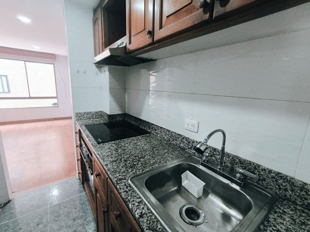 Apartamento de 1 alcoba en venta en Tunalito, Bogotá, 67 m² · foto 7 de 20