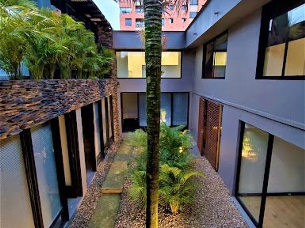 Casa de 1 alcoba en venta en Francisco Miranda, Bogotá, 789 m² · foto 2 de 20