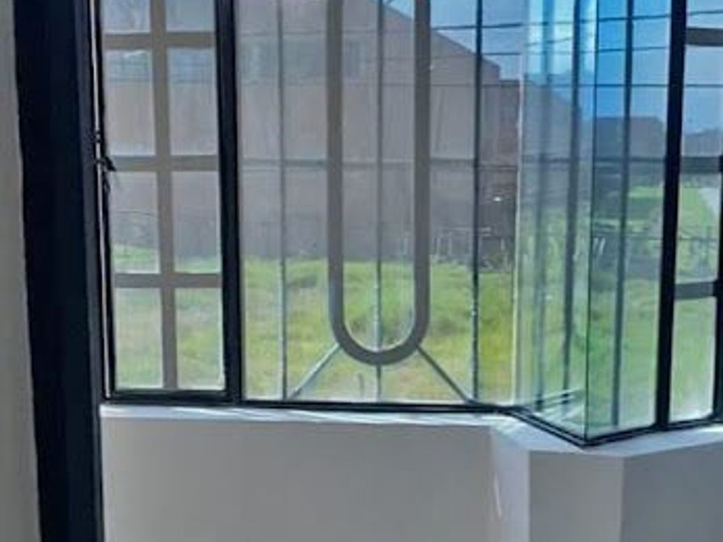 Casa de 8 alcobas en venta en El Vergel Occidental, Bogotá, 270 m² · foto 8 de 9