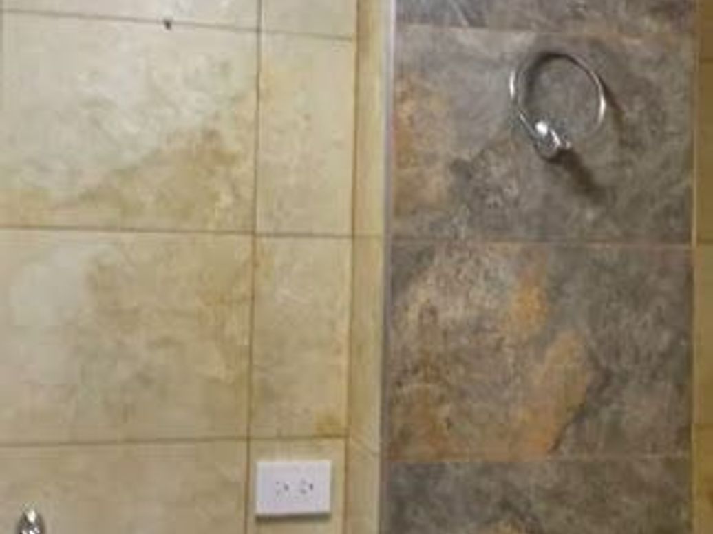 Casa de 8 alcobas en venta en El Vergel Occidental, Bogotá, 270 m² · foto 6 de 9