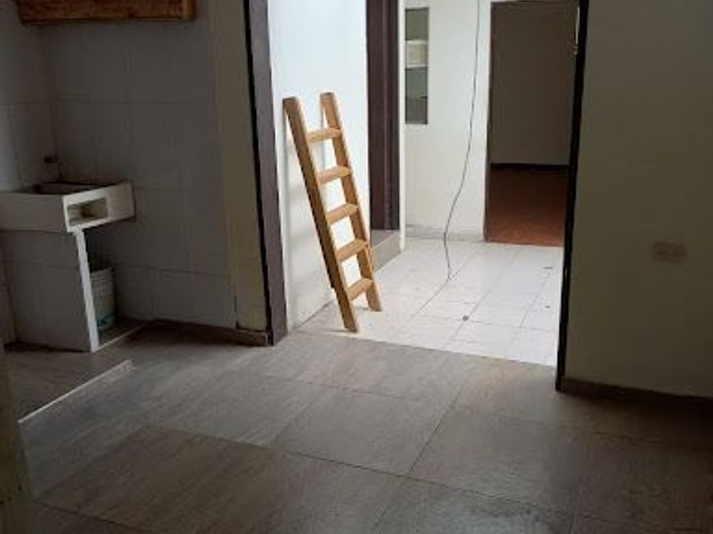 Casa de 4 alcobas en venta en Tabora, Bogotá, 280 m² · foto 3 de 9