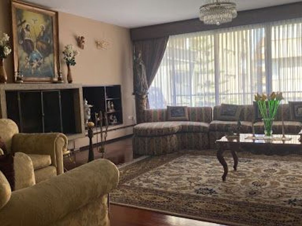Casa de 4 alcobas en venta en Chico, Bogotá, 661 m² · foto 4 de 17
