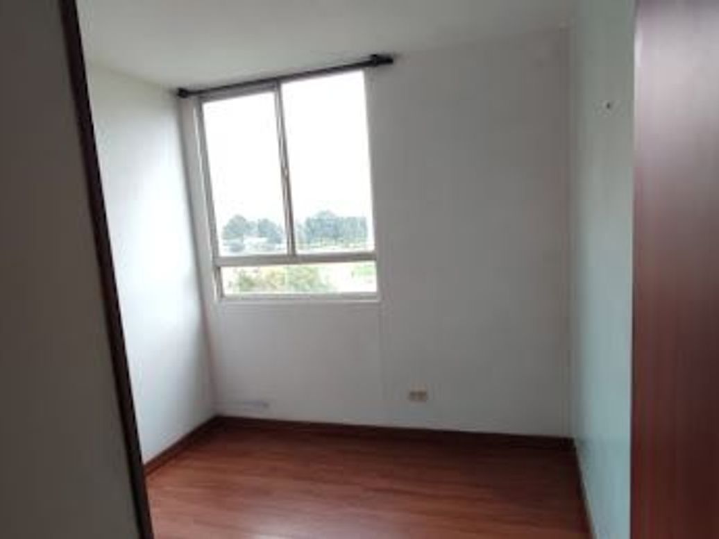 Apartamento de 3 alcobas en venta en Toberin, Bogotá, 61 m² · foto 9 de 19