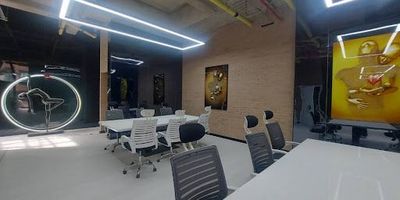 Gran oportunidad de inversión, en venta Aparta estudió amoblado con licencia de Airbnb a pasos del Parque de la noventa y tres. Ideal para estadías cortas y largas con alta rentabilidad asegurada. Disfruta de amenidades exclusivas gimnasio, coworking, yoga, spa, terraza BBQ y más. Una oportunidad única en una de las zonas más exclusivas de Bogotá.