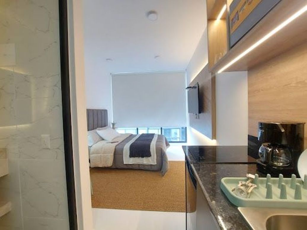 Apartaestudio en venta en Chicó Reservado, Bogotá, 17 m² · foto 2 de 14