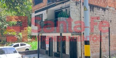 LA PROPIEDAD CUENTA CON 1 NIVEL, RED DE GAS, SALA COMEDOR, 2 CLOSET, COCINA INTEGRAL, PISO EN CERAMICA, BAÑO CABINADO EN ACRÍLICO, CALENTADOR A GAS, PATIO CUBIERTO, MESÓN DE COCINA Y BARRA TIPO ISLA EN GRANITO PULIDO, 3 SILLA DE MADERA PARA BARRA, LUZ LED.
INMUEBLE SUJETO A VERIFICACION DE DISPONIBILIDAD.