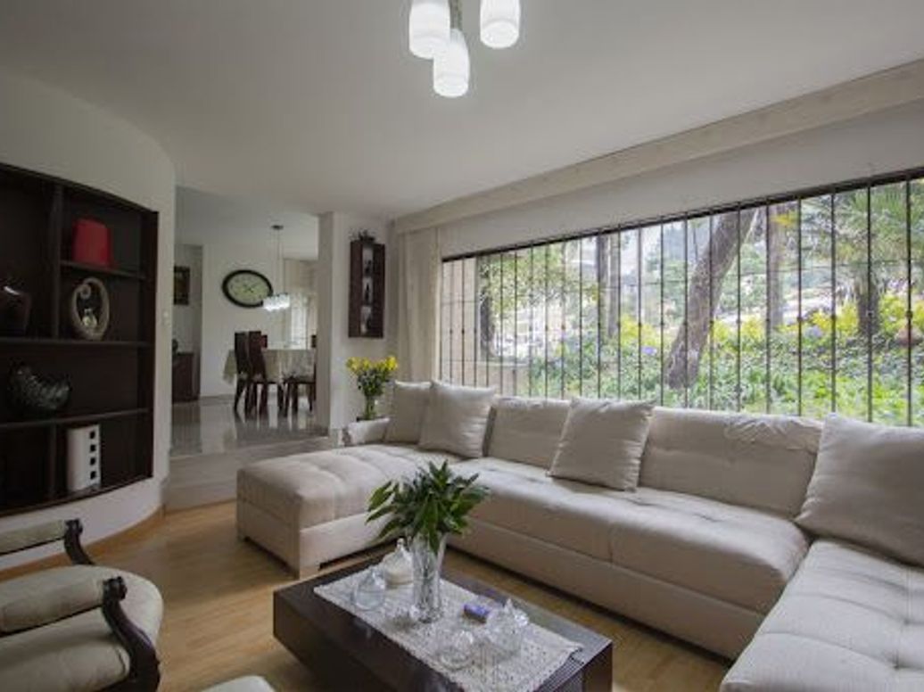 Apartamento de 3 alcobas en venta en El Nogal, Bogotá, 135 m² · foto 6 de 18