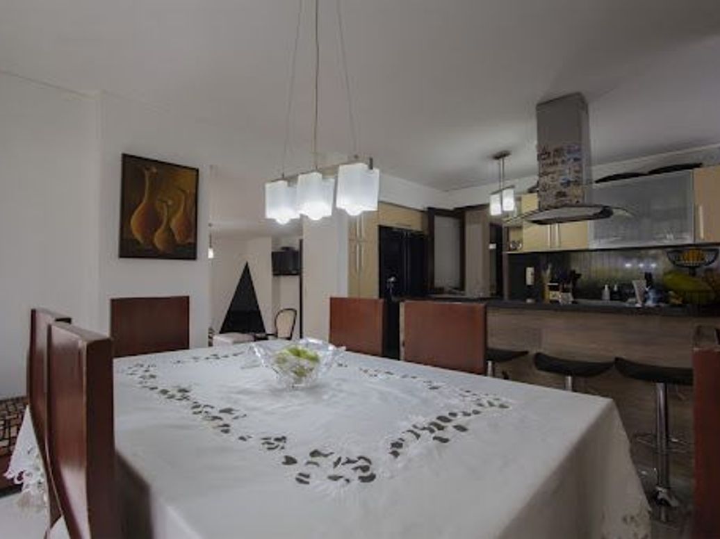 Apartamento de 3 alcobas en venta en El Nogal, Bogotá, 135 m² · foto 8 de 18