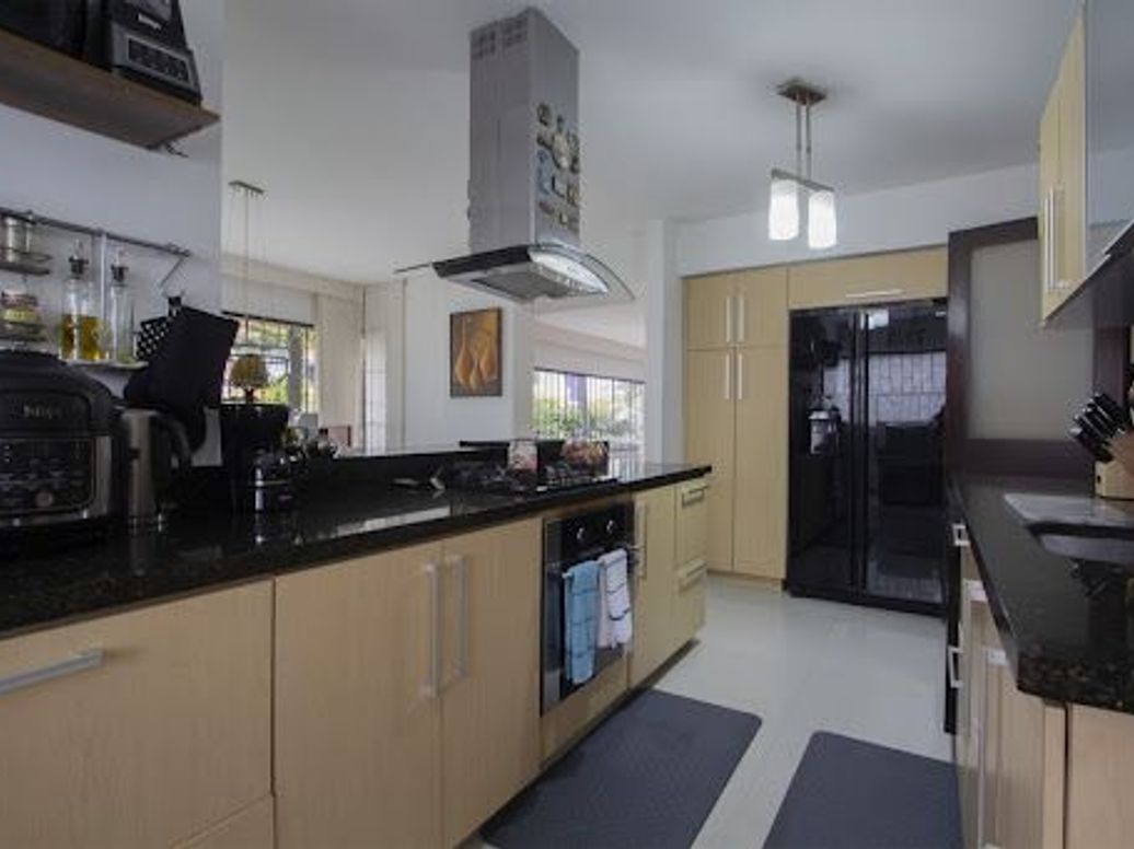 Apartamento de 3 alcobas en venta en El Nogal, Bogotá, 135 m² · foto 10 de 18