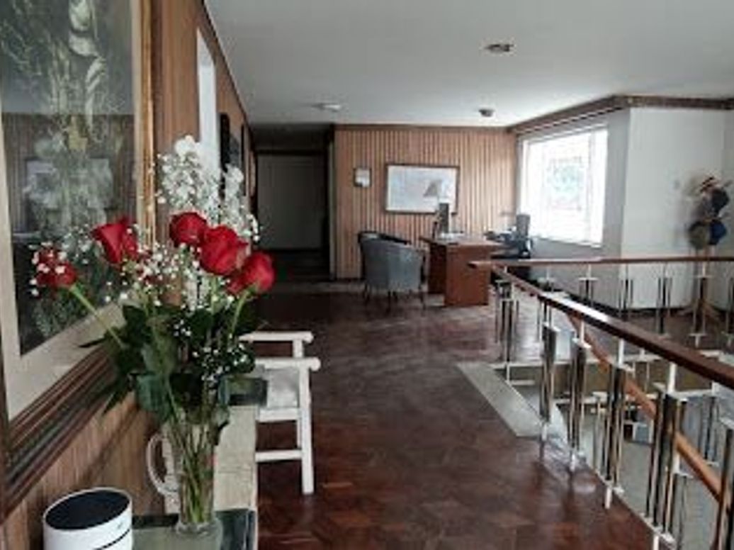Casa de 6 alcobas en venta en Teusaquillo, Bogotá, 560 m² · foto 7 de 17