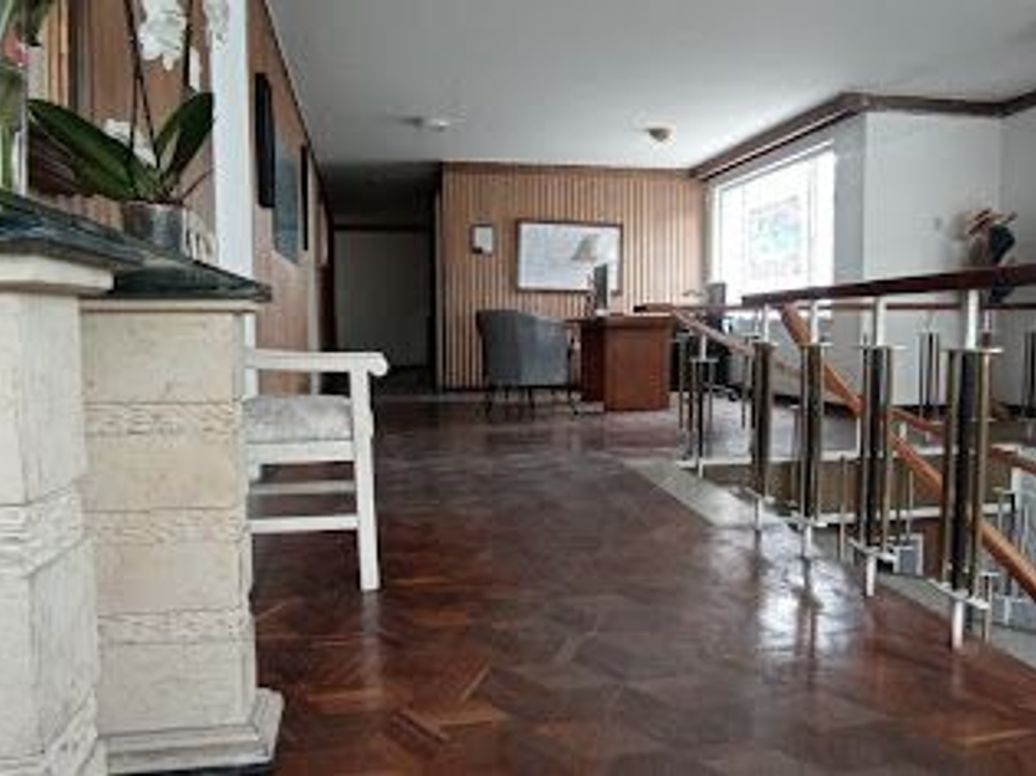 Casa de 6 alcobas en venta en Teusaquillo, Bogotá, 560 m² · foto 6 de 17