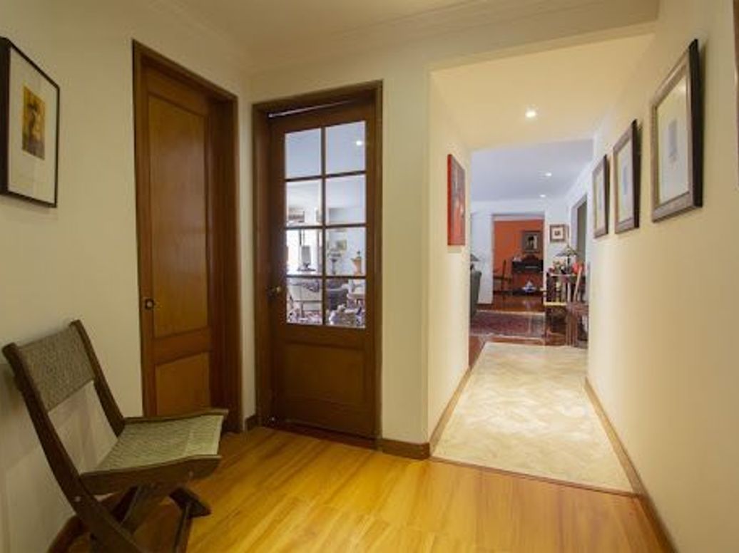 Apartamento de 2 alcobas en venta en Chico, Bogotá, 221 m² · foto 15 de 20