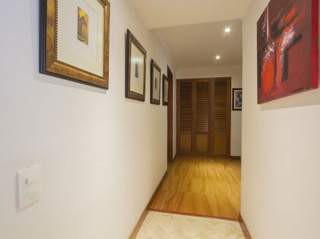 Apartamento de 2 alcobas en venta en Chico, Bogotá, 221 m² · foto 13 de 20