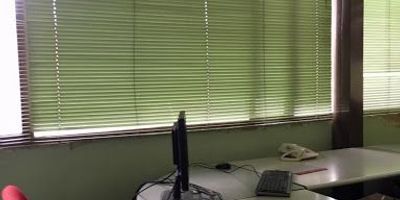 Magnifica ubicación zona y vías de acceso, oficina principal con baño privado, muy amplia. edificio de esquina, ocho oficinas independientes.