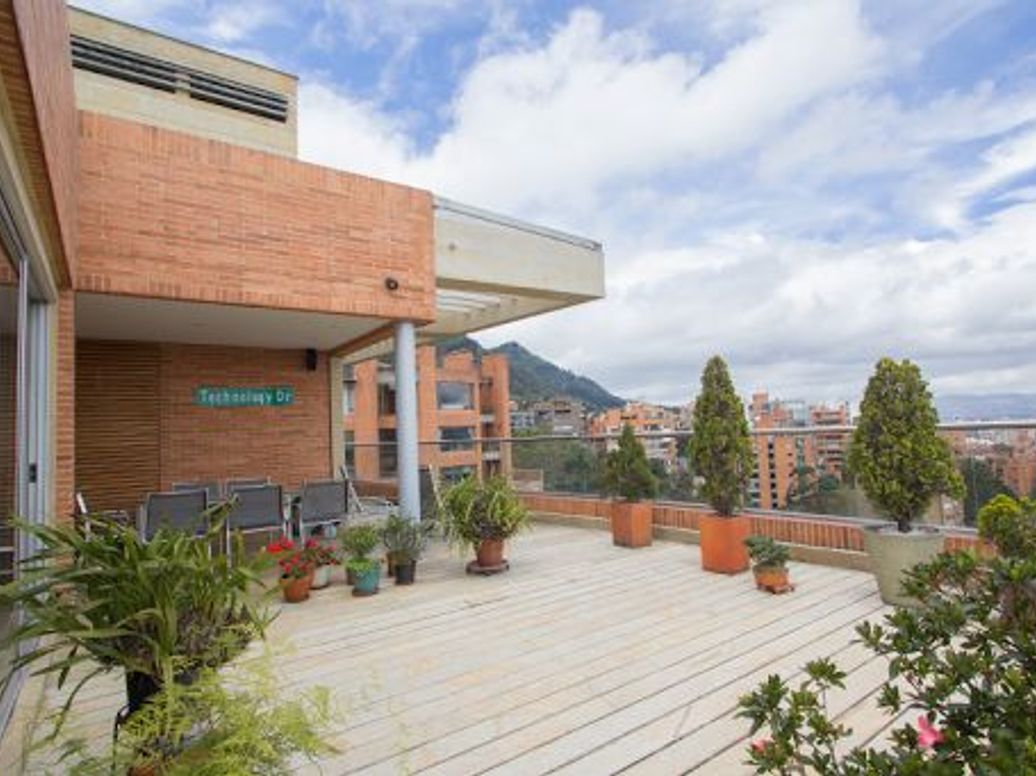 Apartamento de 4 alcobas en venta en Los Rosales, Bogotá, 640 m² · foto 11 de 20