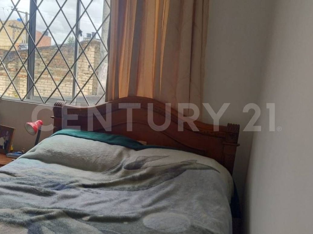 Casa de 3 alcobas en venta en Capellanía, Bogotá, 131 m² · foto 13 de 16