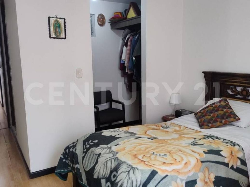 Casa de 3 alcobas en venta en Capellanía, Bogotá, 131 m² · foto 11 de 16